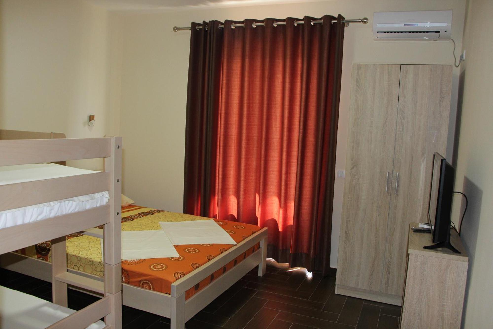 Apartment Family Ulcinj Exterior photo