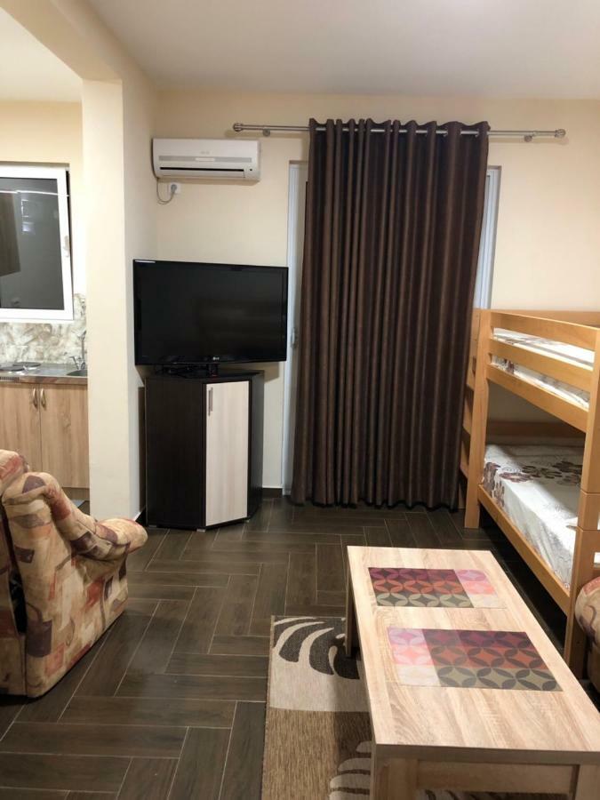 Apartment Family Ulcinj Exterior photo