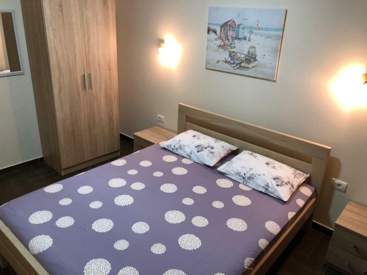 Apartment Family Ulcinj Exterior photo